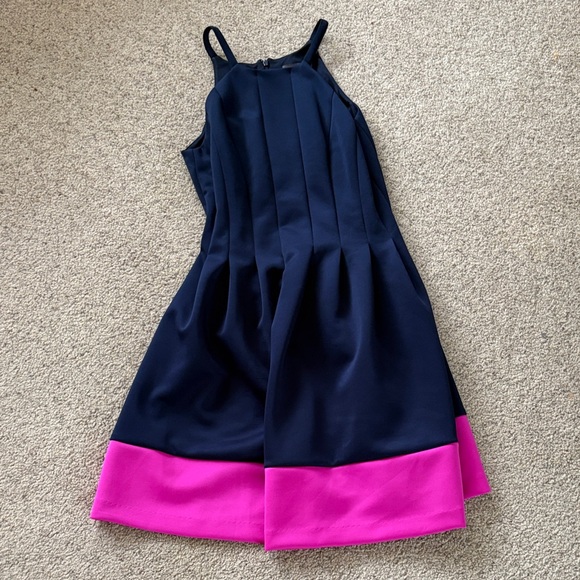 Vince Camuto Dresses & Skirts - Vince Camuto Navy and Pink Dress